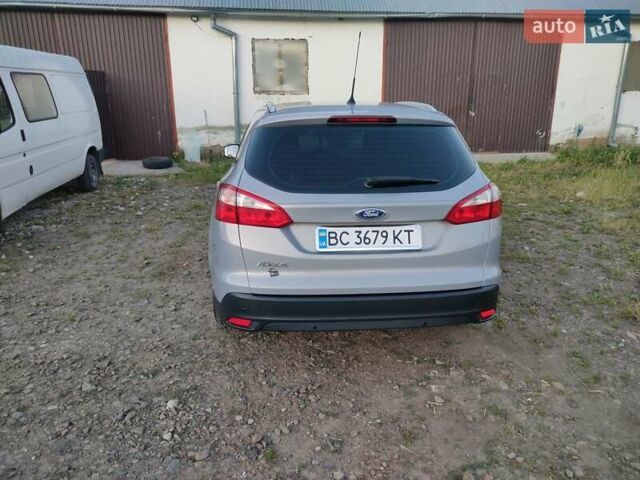 Серый Форд Фокус, объемом двигателя 1.56 л и пробегом 249 тыс. км за 7800 $, фото 2 на Automoto.ua