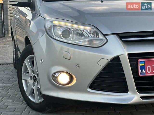 Сірий Форд Фокус, об'ємом двигуна 1.6 л та пробігом 240 тис. км за 8200 $, фото 42 на Automoto.ua