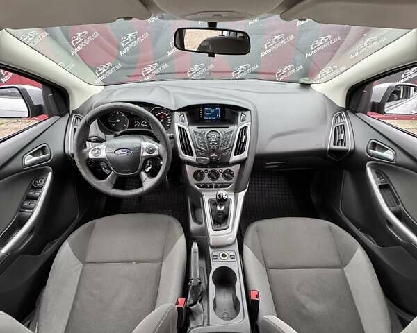 Серый Форд Фокус, объемом двигателя 1.56 л и пробегом 277 тыс. км за 5650 $, фото 17 на Automoto.ua