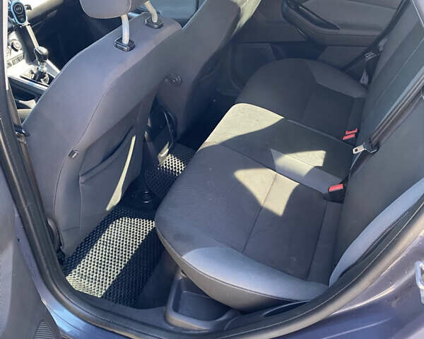 Серый Форд Фокус, объемом двигателя 1.56 л и пробегом 283 тыс. км за 7000 $, фото 8 на Automoto.ua