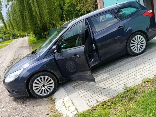 Сірий Форд Фокус, об'ємом двигуна 1.56 л та пробігом 210 тис. км за 7800 $, фото 12 на Automoto.ua