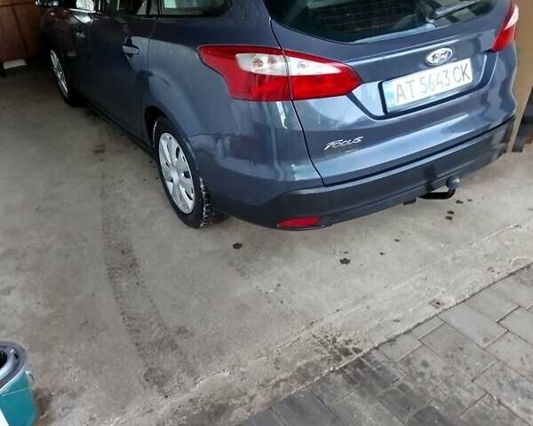 Серый Форд Фокус, объемом двигателя 1.6 л и пробегом 193 тыс. км за 7350 $, фото 5 на Automoto.ua