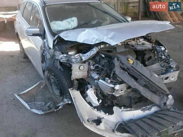 Сірий Форд Фокус, об'ємом двигуна 1.6 л та пробігом 150 тис. км за 2999 $, фото 1 на Automoto.ua