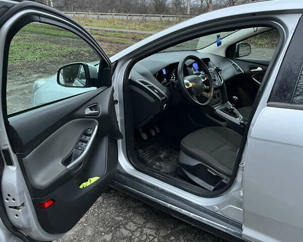 Сірий Форд Фокус, об'ємом двигуна 1.56 л та пробігом 307 тис. км за 7200 $, фото 10 на Automoto.ua