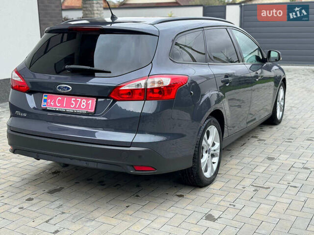 Серый Форд Фокус, объемом двигателя 1.6 л и пробегом 224 тыс. км за 7700 $, фото 3 на Automoto.ua