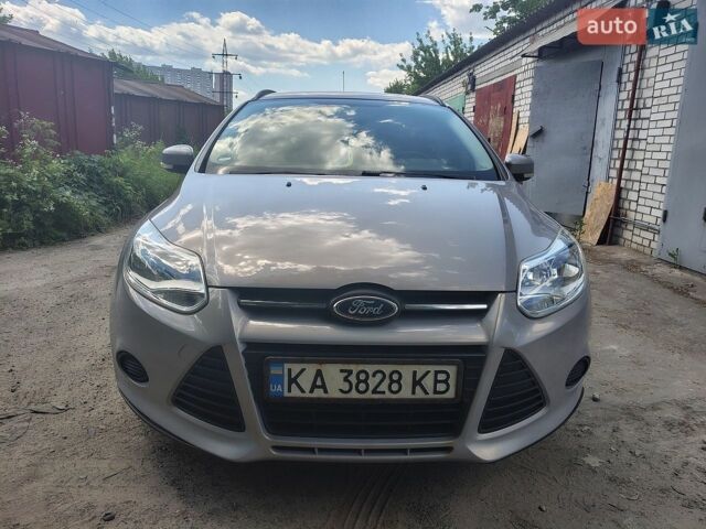 Сірий Форд Фокус, об'ємом двигуна 1.56 л та пробігом 320 тис. км за 7000 $, фото 2 на Automoto.ua