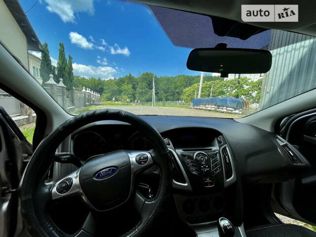 Сірий Форд Фокус, об'ємом двигуна 1.6 л та пробігом 207 тис. км за 7500 $, фото 7 на Automoto.ua