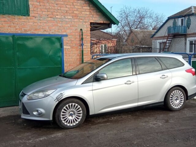 Серый Форд Фокус, объемом двигателя 1.6 л и пробегом 217 тыс. км за 6600 $, фото 3 на Automoto.ua