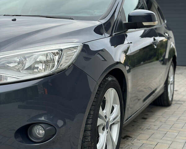 Серый Форд Фокус, объемом двигателя 1.6 л и пробегом 224 тыс. км за 7700 $, фото 8 на Automoto.ua