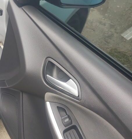 Сірий Форд Фокус, об'ємом двигуна 1.6 л та пробігом 268 тис. км за 6950 $, фото 21 на Automoto.ua