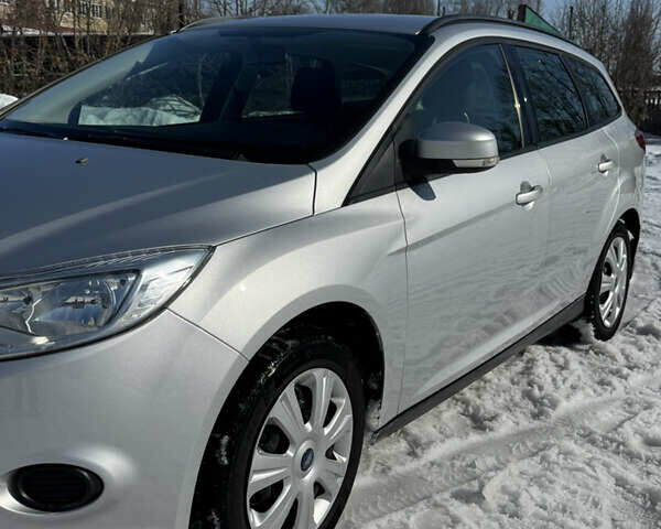 Сірий Форд Фокус, об'ємом двигуна 1.6 л та пробігом 218 тис. км за 7450 $, фото 1 на Automoto.ua