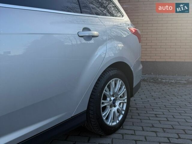 Серый Форд Фокус, объемом двигателя 2 л и пробегом 233 тыс. км за 7300 $, фото 18 на Automoto.ua