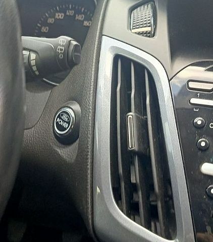 Сірий Форд Фокус, об'ємом двигуна 2 л та пробігом 270 тис. км за 7300 $, фото 8 на Automoto.ua
