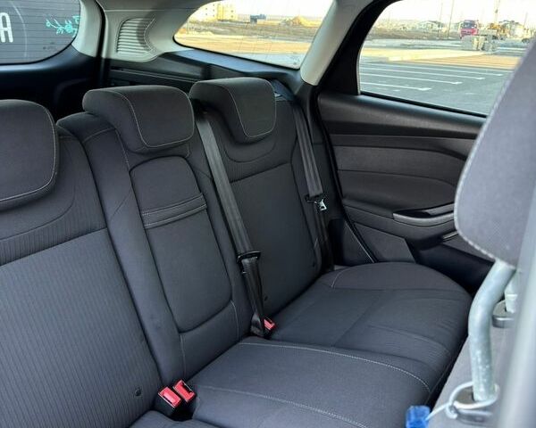 Сірий Форд Фокус, об'ємом двигуна 1.56 л та пробігом 210 тис. км за 8700 $, фото 38 на Automoto.ua