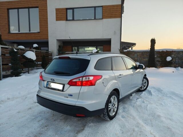 Серый Форд Фокус, объемом двигателя 1.6 л и пробегом 272 тыс. км за 5499 $, фото 2 на Automoto.ua