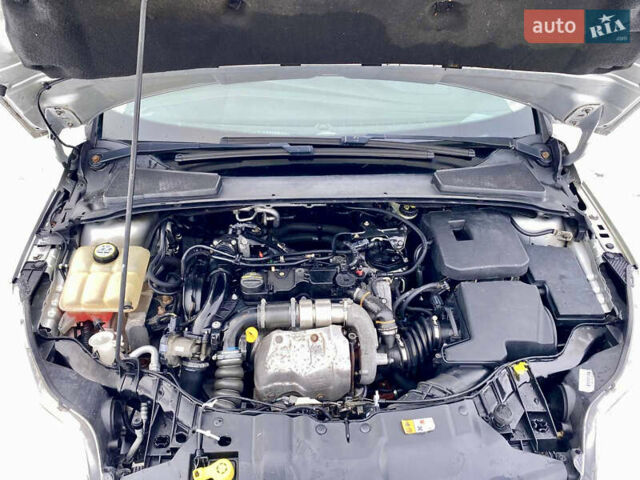 Серый Форд Фокус, объемом двигателя 1.6 л и пробегом 267 тыс. км за 5899 $, фото 27 на Automoto.ua