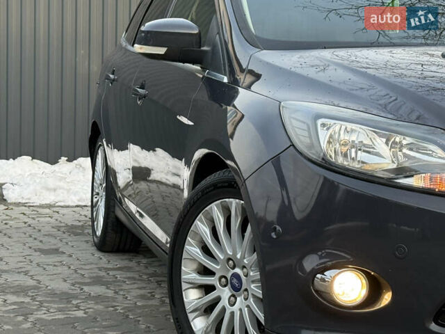 Серый Форд Фокус, объемом двигателя 1.6 л и пробегом 228 тыс. км за 7850 $, фото 12 на Automoto.ua