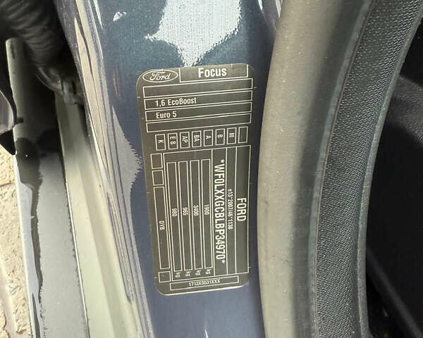 Серый Форд Фокус, объемом двигателя 1.6 л и пробегом 228 тыс. км за 6900 $, фото 38 на Automoto.ua