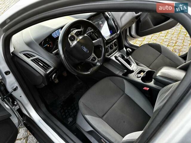 Сірий Форд Фокус, об'ємом двигуна 1.56 л та пробігом 388 тис. км за 5899 $, фото 22 на Automoto.ua