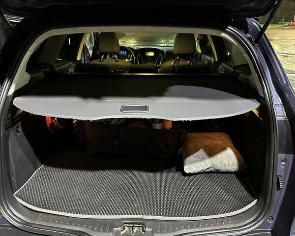 Серый Форд Фокус, объемом двигателя 1.6 л и пробегом 322 тыс. км за 8500 $, фото 16 на Automoto.ua