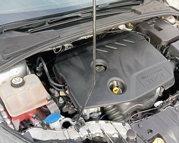 Форд Фокус 2012 в Луцке на Automoto.ua Серый Форд Фокус, объемом двигателя 1.6 л и пробегом 205 тыс. км за 8950 $, фото 37 на Automoto.ua