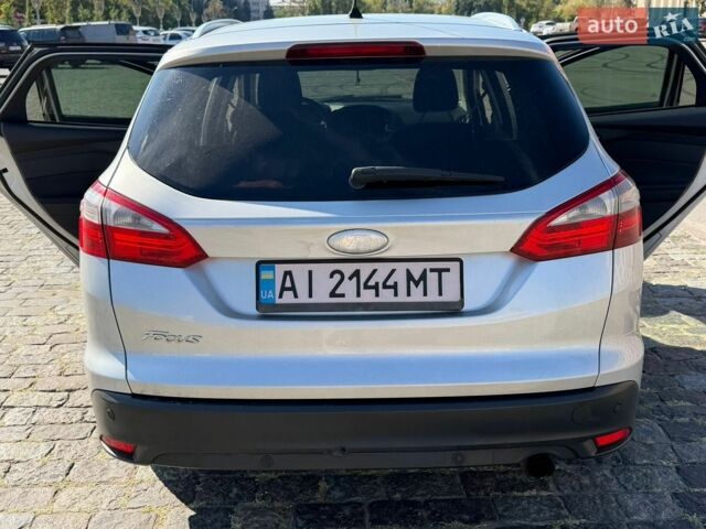 Серый Форд Фокус, объемом двигателя 2 л и пробегом 265 тыс. км за 7800 $, фото 4 на Automoto.ua