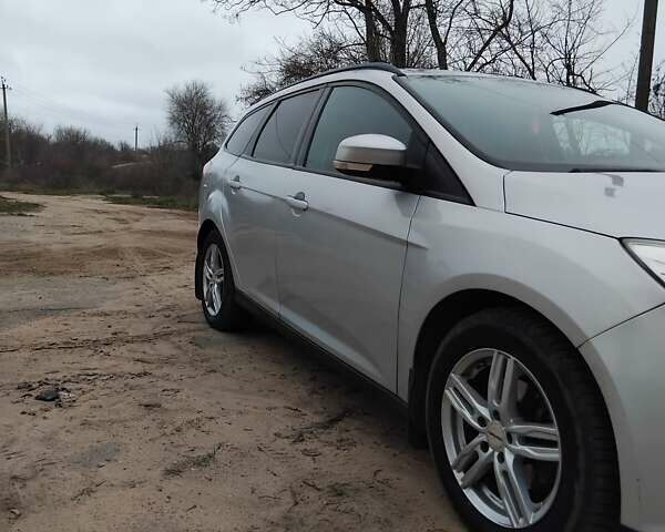 Сірий Форд Фокус, об'ємом двигуна 1.6 л та пробігом 273 тис. км за 7300 $, фото 16 на Automoto.ua