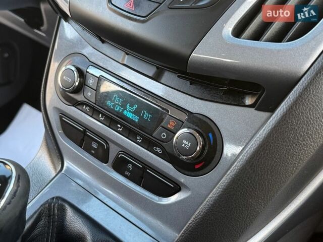 Серый Форд Фокус, объемом двигателя 0 л и пробегом 201 тыс. км за 7650 $, фото 69 на Automoto.ua