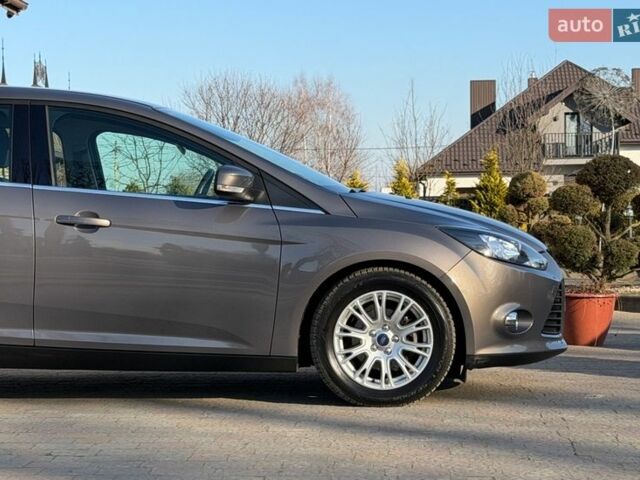 Сірий Форд Фокус, об'ємом двигуна 1.6 л та пробігом 226 тис. км за 8500 $, фото 20 на Automoto.ua