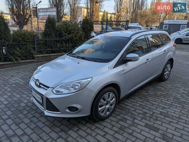 Форд Фокус 2012 у Рівному на Automoto.ua Сірий Форд Фокус, об'ємом двигуна 1.56 л та пробігом 241 тис. км за 7500 $, фото 11 на Automoto.ua