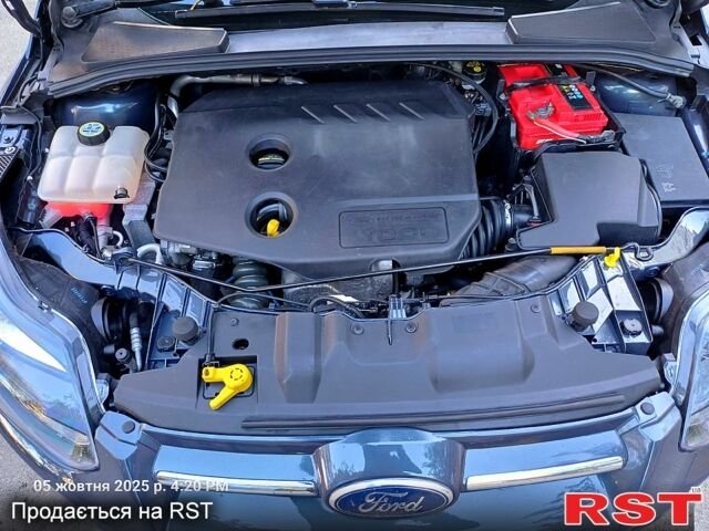 Серый Форд Фокус, объемом двигателя 1.6 л и пробегом 220 тыс. км за 7700 $, фото 2 на Automoto.ua