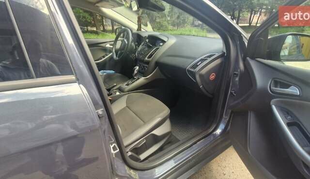 Сірий Форд Фокус, об'ємом двигуна 2 л та пробігом 275 тис. км за 8199 $, фото 6 на Automoto.ua