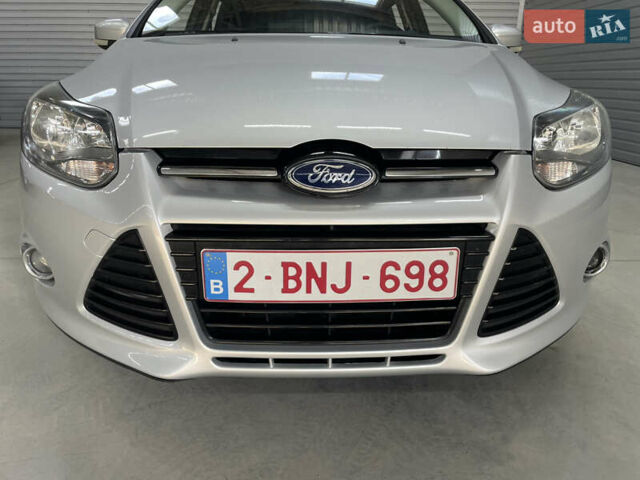 Сірий Форд Фокус, об'ємом двигуна 1.6 л та пробігом 242 тис. км за 8450 $, фото 8 на Automoto.ua