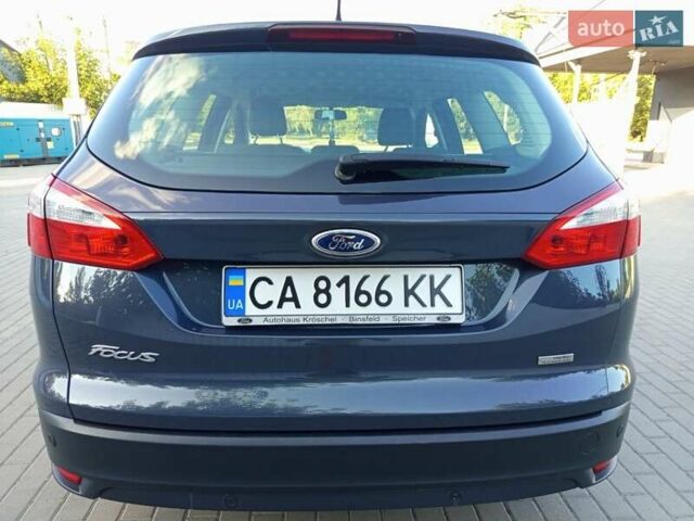 Серый Форд Фокус, объемом двигателя 1.56 л и пробегом 240 тыс. км за 7500 $, фото 5 на Automoto.ua