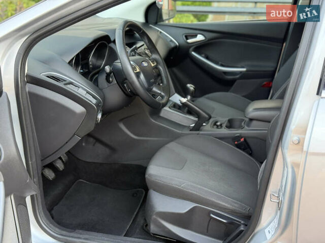 Форд Фокус 2012 в Стрые на Automoto.ua Серый Форд Фокус, объемом двигателя 1.6 л и пробегом 225 тыс. км за 8250 $, фото 24 на Automoto.ua