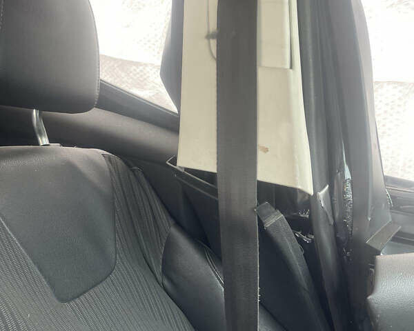 Сірий Форд Фокус, об'ємом двигуна 1.6 л та пробігом 190 тис. км за 3500 $, фото 7 на Automoto.ua