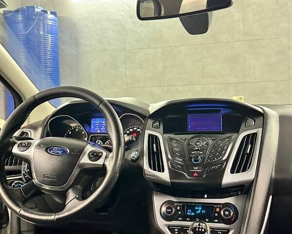 Серый Форд Фокус, объемом двигателя 1.6 л и пробегом 296 тыс. км за 7849 $, фото 10 на Automoto.ua