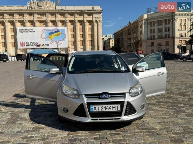 Серый Форд Фокус, объемом двигателя 2 л и пробегом 265 тыс. км за 7800 $, фото 5 на Automoto.ua