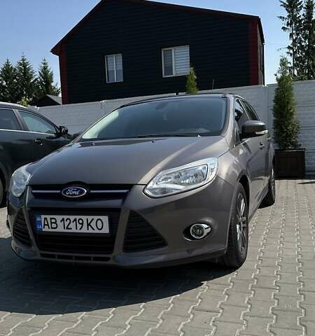 Серый Форд Фокус, объемом двигателя 1.6 л и пробегом 202 тыс. км за 8100 $, фото 2 на Automoto.ua