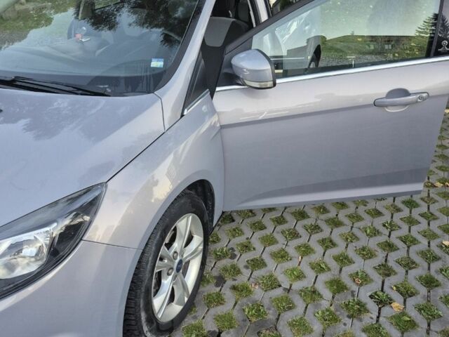 Серый Форд Фокус, объемом двигателя 1 л и пробегом 176 тыс. км за 5100 $, фото 4 на Automoto.ua