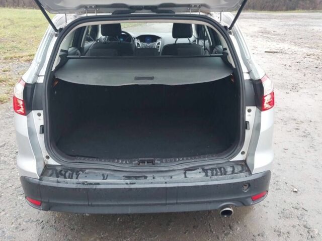 Сірий Форд Фокус, об'ємом двигуна 2 л та пробігом 265 тис. км за 7100 $, фото 16 на Automoto.ua