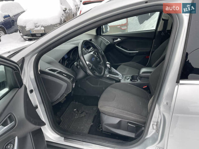 Серый Форд Фокус, объемом двигателя 2 л и пробегом 191 тыс. км за 8700 $, фото 12 на Automoto.ua