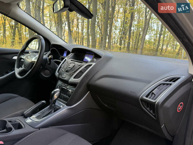 Серый Форд Фокус, объемом двигателя 2 л и пробегом 265 тыс. км за 6900 $, фото 42 на Automoto.ua