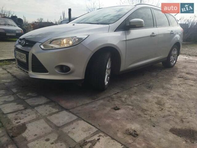 Серый Форд Фокус, объемом двигателя 1.6 л и пробегом 240 тыс. км за 7500 $, фото 5 на Automoto.ua
