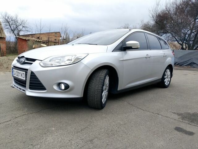 Сірий Форд Фокус, об'ємом двигуна 1.6 л та пробігом 233 тис. км за 6900 $, фото 1 на Automoto.ua
