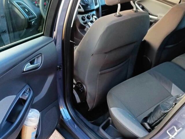 Серый Форд Фокус, объемом двигателя 1.6 л и пробегом 112 тыс. км за 6900 $, фото 9 на Automoto.ua