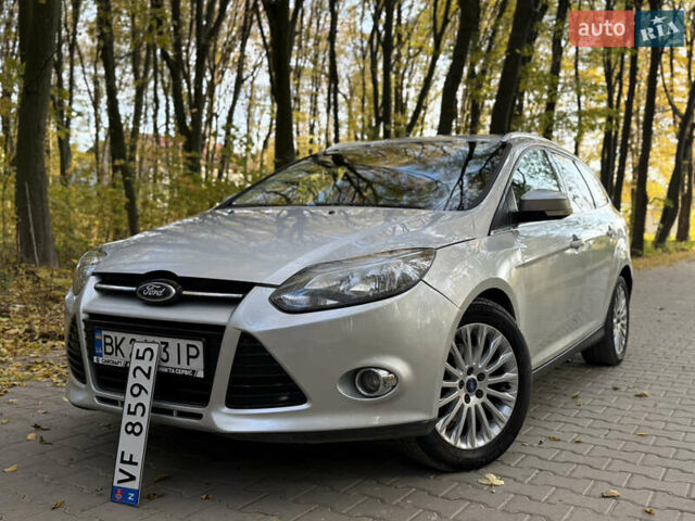 Серый Форд Фокус, объемом двигателя 2 л и пробегом 265 тыс. км за 6900 $, фото 3 на Automoto.ua