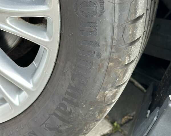 Серый Форд Фокус, объемом двигателя 1.6 л и пробегом 194 тыс. км за 8250 $, фото 7 на Automoto.ua