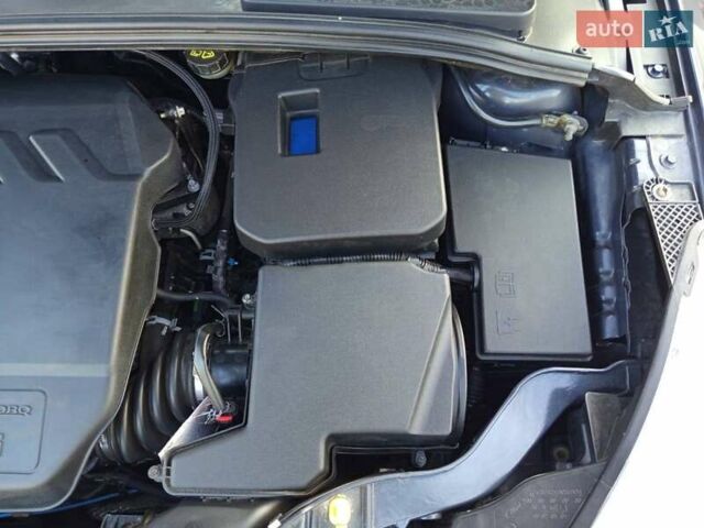 Серый Форд Фокус, объемом двигателя 1.56 л и пробегом 240 тыс. км за 7500 $, фото 36 на Automoto.ua