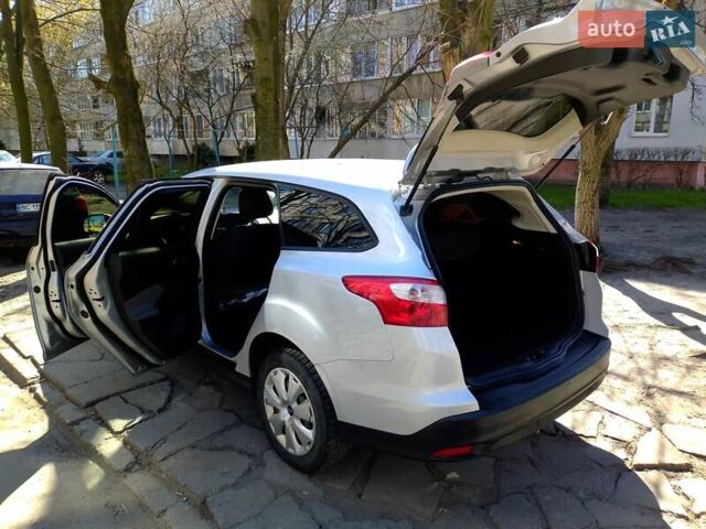 Серый Форд Фокус, объемом двигателя 1.56 л и пробегом 273 тыс. км за 7650 $, фото 27 на Automoto.ua